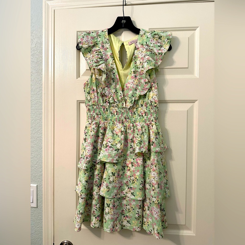 BCBGeneration Ruffle Smock Waist Floral Dress size S